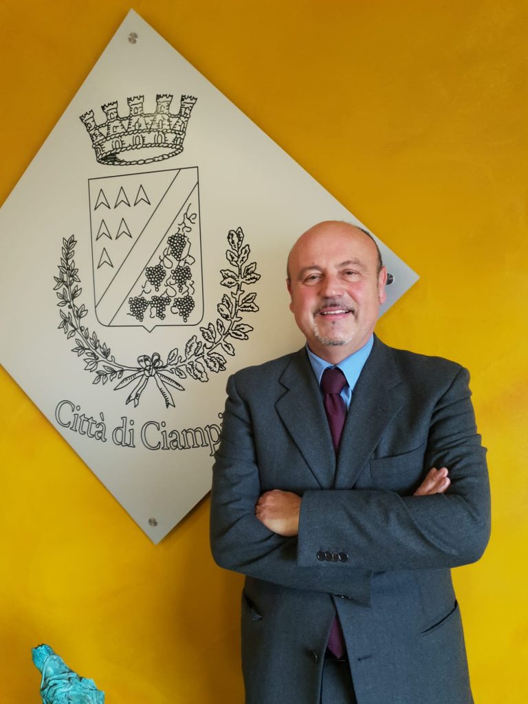 Comunicato Stampa del Comune di Ciampino - Terminata due giorni fiume di Consiglio, approvati 15 punti su 16 Comunicato Stampa del Comune di Ciampino - Terminata due giorni fiume di Consiglio, approvati 15 punti su 16