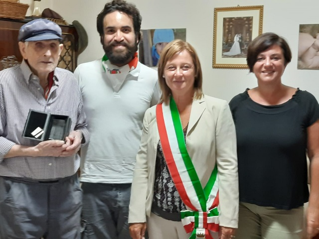 La Città di Ciampino abbraccia il centenario Luigi Ginnetti