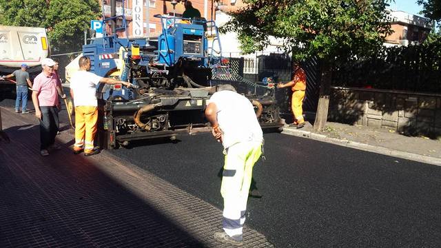 Lavori pubblici: fino al 31 marzo 2017 lavori in corso per il rifacimento del manto stradale. Da lunedì 27 si parte dai Quartieri Acqua Acetosa e Morosina