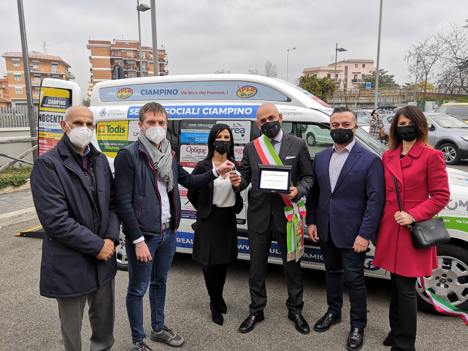Comunicato Stampa del Comune di Ciampino - Consegnato il Pulmino Amico, Boccali: "Non esiste civiltà senza inclusività!"