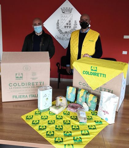 Comunicato Stampa del Comune di Ciampino - l'Amministrazione riceve dalla Coldiretti pacco alimentare per famiglie in difficoltà