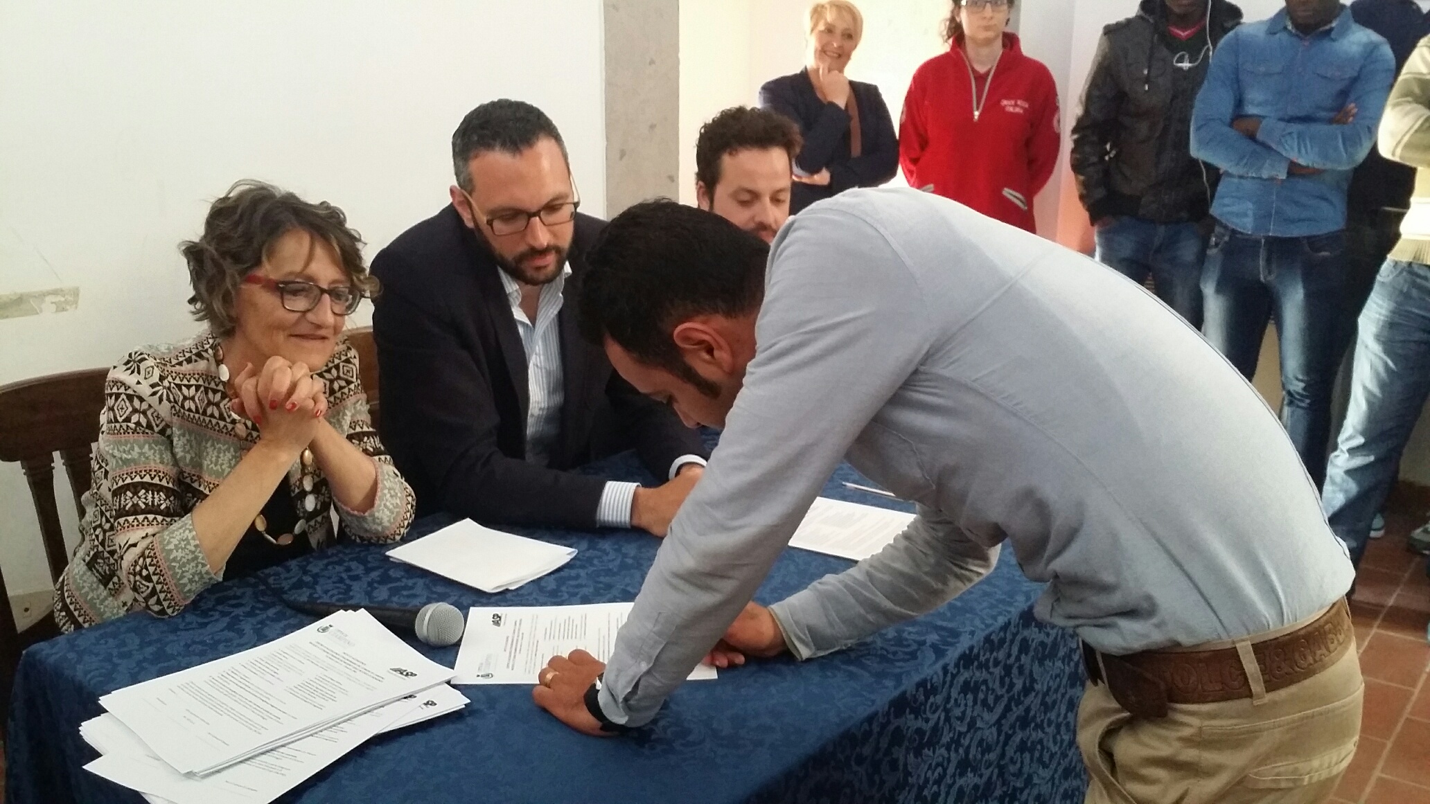 Richiedenti asilo politico: siglato il patto di accoglienza